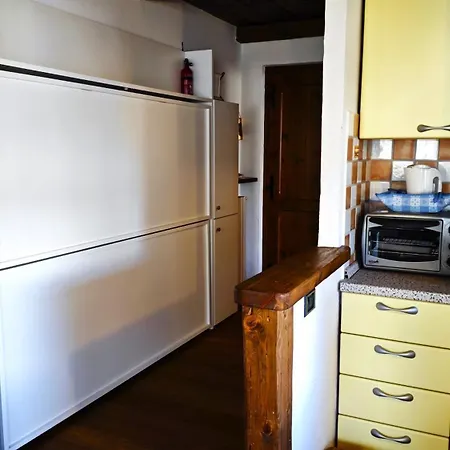 Hostdomus - Imperial Appartement