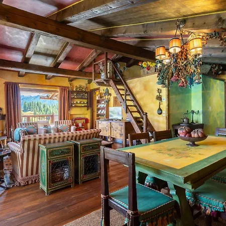 Hostdomus - Imperial Appartement *